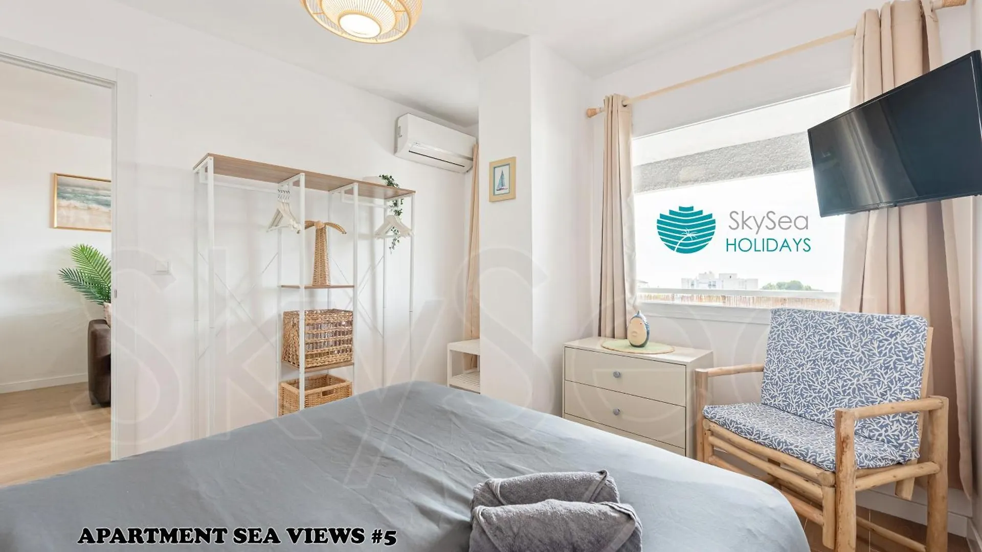 Apartamento Skysea Benalmadena Puerto Marina 0*,  España